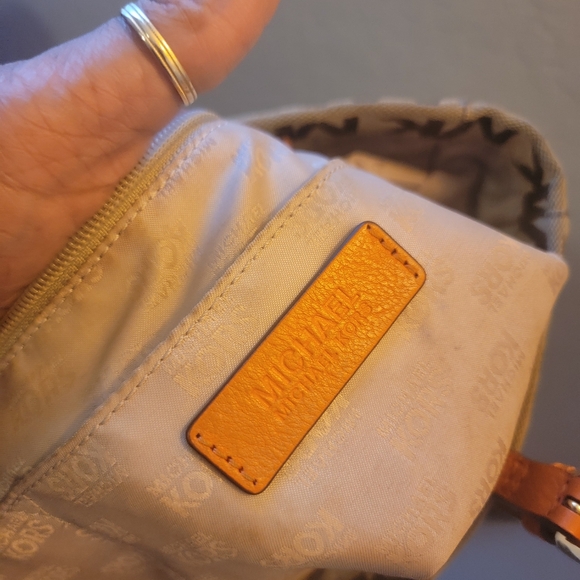 Pre-loved Micheal Kors Signature Tote with Orange leather straps. - Picture 6 of 15